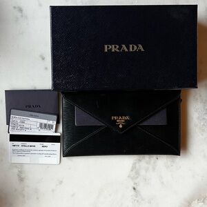 Prada Envelope Wallet in Nero